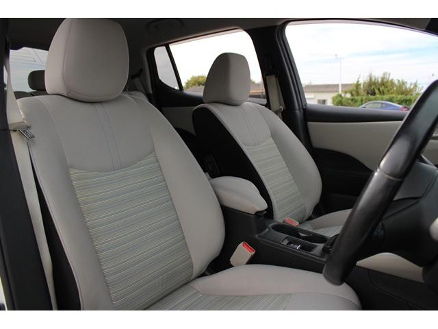 リーフ G 禁煙車 ツートンカラー 純正ナビ 全周囲カメラ フルセグTV プロパイロット 衝突軽減ブレーキ レーダークルーズ シートヒーター 社外アルミホイール LEDライト ETC Bluetooth接続(29枚目)