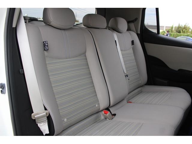 リーフ G 禁煙車 ツートンカラー 純正ナビ 全周囲カメラ フルセグTV プロパイロット 衝突軽減ブレーキ レーダークルーズ シートヒーター 社外アルミホイール LEDライト ETC Bluetooth接続(32枚目)