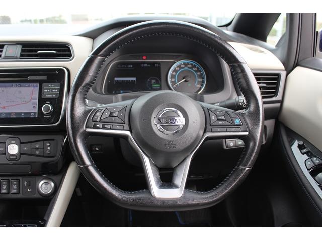 リーフ G 禁煙車 ツートンカラー 純正ナビ 全周囲カメラ フルセグTV プロパイロット 衝突軽減ブレーキ レーダークルーズ シートヒーター 社外アルミホイール LEDライト ETC Bluetooth接続(43枚目)