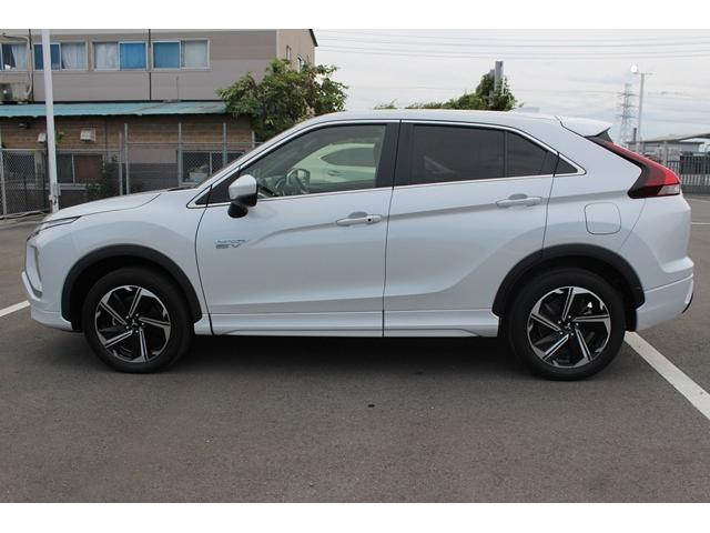 エクリプスクロスPHEV P 禁煙車 純正8型ナビ フルセグTV 全周囲カメラ 衝突軽減 レーダクルーズ シートヒーター ハーフレザーシート LEDヘッドライト パワーシート 純正18AW スマートキー アイドリングストップ(11枚目)