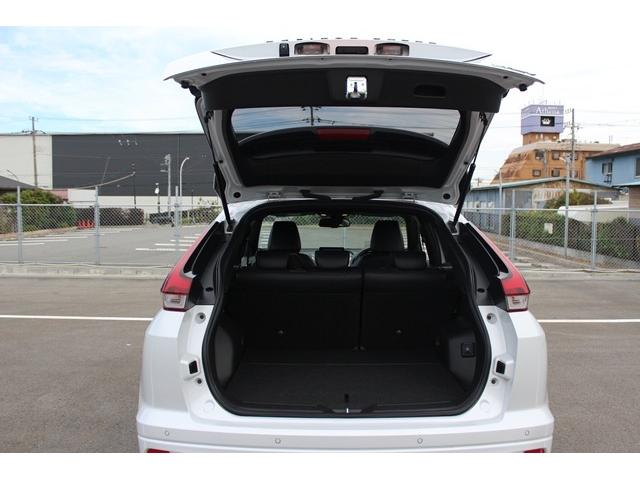 エクリプスクロスPHEV P 禁煙車 純正8型ナビ フルセグTV 全周囲カメラ 衝突軽減 レーダクルーズ シートヒーター ハーフレザーシート LEDヘッドライト パワーシート 純正18AW スマートキー アイドリングストップ(17枚目)