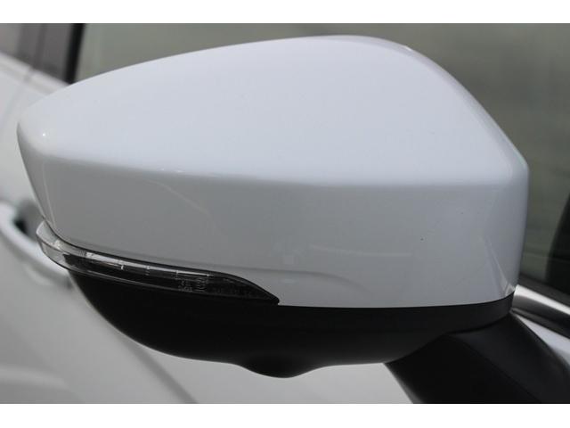 エクリプスクロスPHEV P 禁煙車 純正8型ナビ フルセグTV 全周囲カメラ 衝突軽減 レーダクルーズ シートヒーター ハーフレザーシート LEDヘッドライト パワーシート 純正18AW スマートキー アイドリングストップ(31枚目)