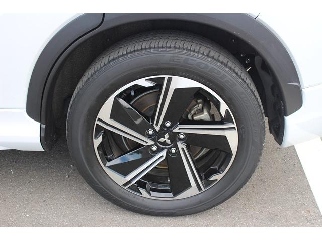 エクリプスクロスPHEV P 禁煙車 純正8型ナビ フルセグTV 全周囲カメラ 衝突軽減 レーダクルーズ シートヒーター ハーフレザーシート LEDヘッドライト パワーシート 純正18AW スマートキー アイドリングストップ(33枚目)