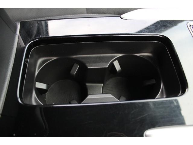 エクリプスクロスPHEV P 禁煙車 純正8型ナビ フルセグTV 全周囲カメラ 衝突軽減 レーダクルーズ シートヒーター ハーフレザーシート LEDヘッドライト パワーシート 純正18AW スマートキー アイドリングストップ(59枚目)