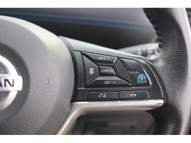 セレナ ｅ－パワー　オーテック　スポーツスペック　禁煙車　革シート　インジェリテントルームミラー　純正１０型ナビ　フルセグ　全周囲カメラ　両側電動　プロパイロット　衝突軽減　レーダークルーズ　ＬＥＤヘッドライト　社外１７ＡＷ　スマートキー　ＡＢＳ（5枚目）