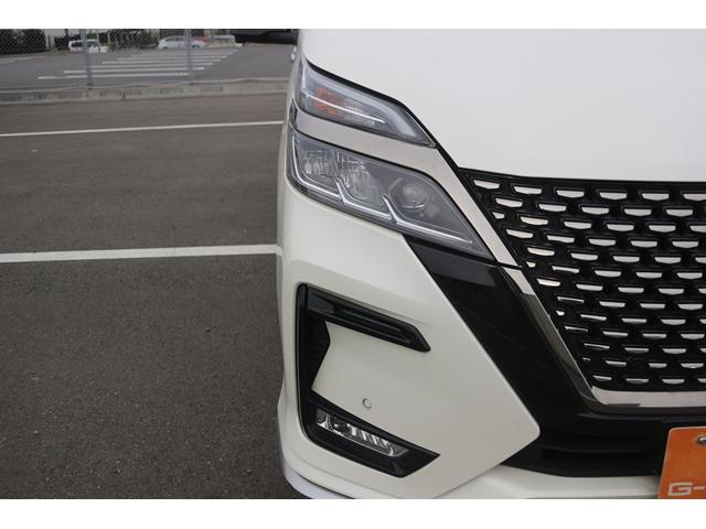 セレナ ｅ－パワー　オーテック　スポーツスペック　禁煙車　革シート　インジェリテントルームミラー　純正１０型ナビ　フルセグ　全周囲カメラ　両側電動　プロパイロット　衝突軽減　レーダークルーズ　ＬＥＤヘッドライト　社外１７ＡＷ　スマートキー　ＡＢＳ（16枚目）