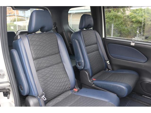 セレナ ｅ－パワー　オーテック　スポーツスペック　禁煙車　革シート　インジェリテントルームミラー　純正１０型ナビ　フルセグ　全周囲カメラ　両側電動　プロパイロット　衝突軽減　レーダークルーズ　ＬＥＤヘッドライト　社外１７ＡＷ　スマートキー　ＡＢＳ（26枚目）