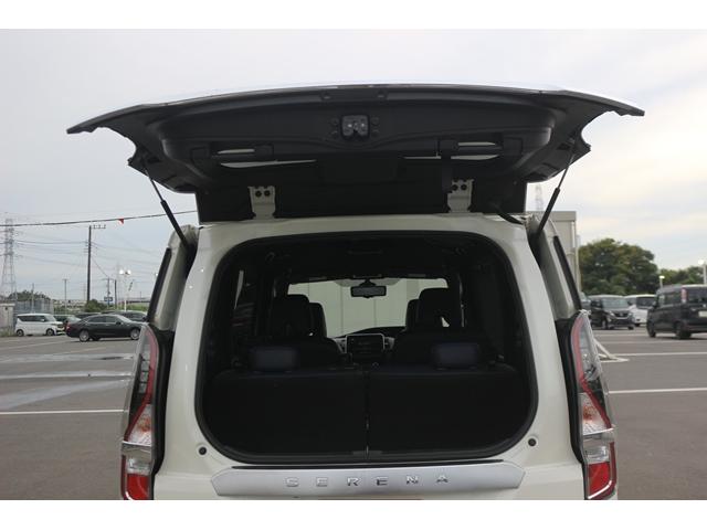 セレナ ｅ－パワー　オーテック　スポーツスペック　禁煙車　革シート　インジェリテントルームミラー　純正１０型ナビ　フルセグ　全周囲カメラ　両側電動　プロパイロット　衝突軽減　レーダークルーズ　ＬＥＤヘッドライト　社外１７ＡＷ　スマートキー　ＡＢＳ（29枚目）