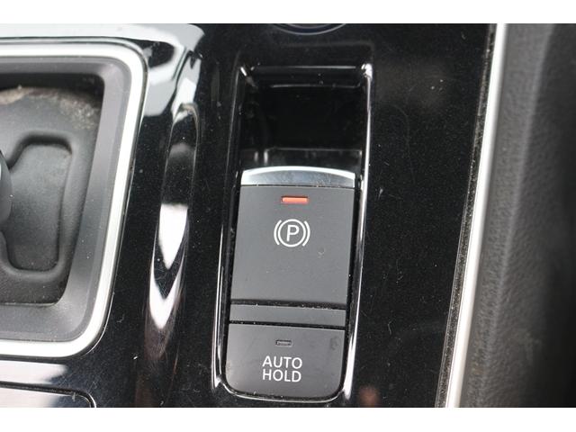 セレナ ｅ－パワー　オーテック　スポーツスペック　禁煙車　革シート　インジェリテントルームミラー　純正１０型ナビ　フルセグ　全周囲カメラ　両側電動　プロパイロット　衝突軽減　レーダークルーズ　ＬＥＤヘッドライト　社外１７ＡＷ　スマートキー　ＡＢＳ（51枚目）