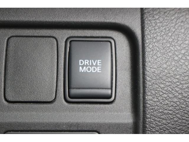 セレナ ｅ－パワー　オーテック　スポーツスペック　禁煙車　革シート　インジェリテントルームミラー　純正１０型ナビ　フルセグ　全周囲カメラ　両側電動　プロパイロット　衝突軽減　レーダークルーズ　ＬＥＤヘッドライト　社外１７ＡＷ　スマートキー　ＡＢＳ（54枚目）