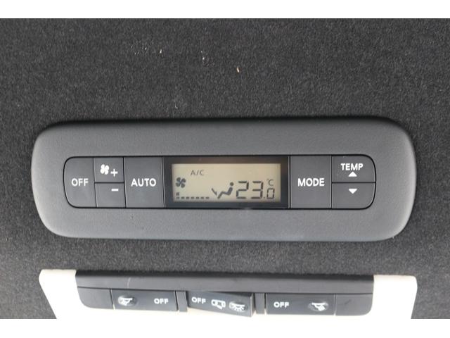 セレナ ｅ－パワー　オーテック　スポーツスペック　禁煙車　革シート　インジェリテントルームミラー　純正１０型ナビ　フルセグ　全周囲カメラ　両側電動　プロパイロット　衝突軽減　レーダークルーズ　ＬＥＤヘッドライト　社外１７ＡＷ　スマートキー　ＡＢＳ（61枚目）