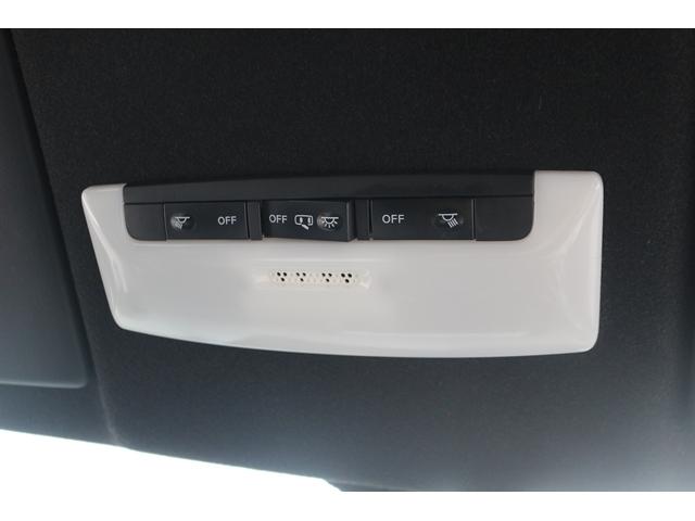 セレナ ｅ－パワー　オーテック　スポーツスペック　禁煙車　革シート　インジェリテントルームミラー　純正１０型ナビ　フルセグ　全周囲カメラ　両側電動　プロパイロット　衝突軽減　レーダークルーズ　ＬＥＤヘッドライト　社外１７ＡＷ　スマートキー　ＡＢＳ（67枚目）