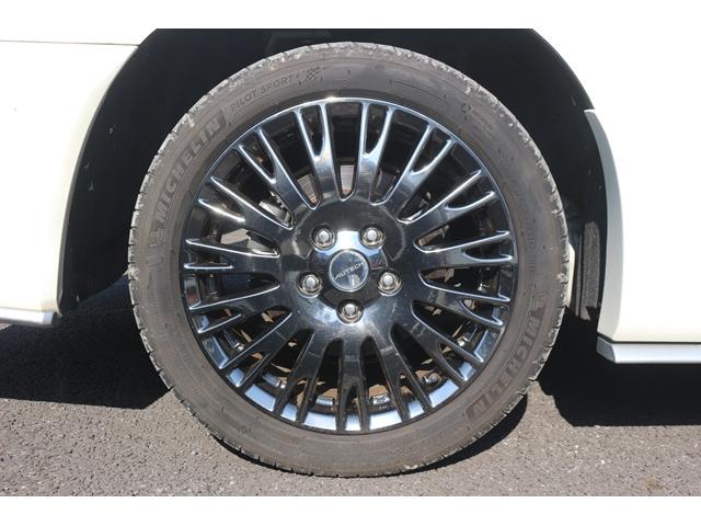 セレナ ｅ－パワー　オーテック　スポーツスペック　禁煙車　革シート　インジェリテントルームミラー　純正１０型ナビ　フルセグ　全周囲カメラ　両側電動　プロパイロット　衝突軽減　レーダークルーズ　ＬＥＤヘッドライト　社外１７ＡＷ　スマートキー　ＡＢＳ（73枚目）