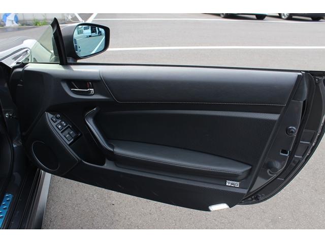 86 GT 禁煙車 6MT BRENBOキャリパー ENDRESSスリットローター TRDエアロ TRDマフラー TRDダックテール 社外リップ ナビ フルセグ バックカメラ クルコン 純正17AW(29枚目)