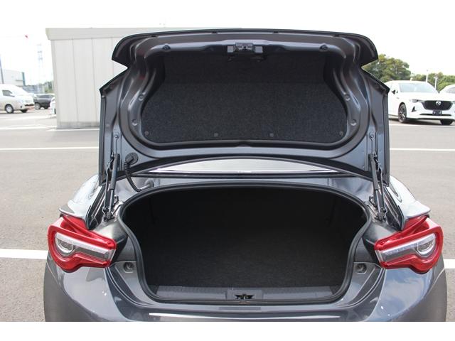 86 GT 禁煙車 6MT BRENBOキャリパー ENDRESSスリットローター TRDエアロ TRDマフラー TRDダックテール 社外リップ ナビ フルセグ バックカメラ クルコン 純正17AW(33枚目)