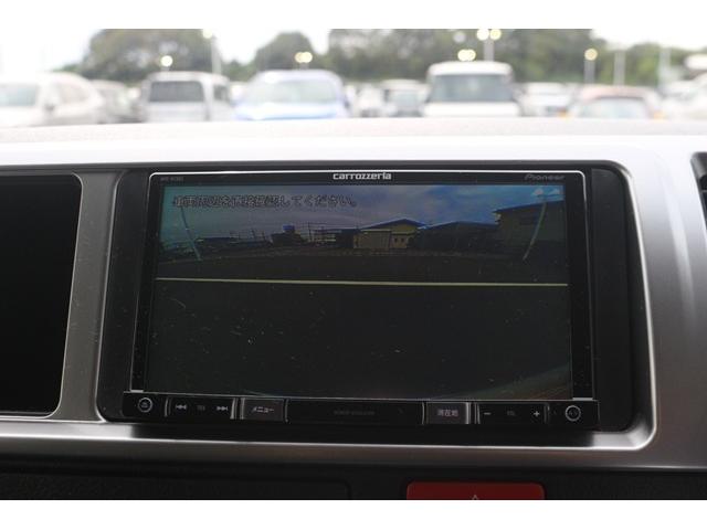 ハイエースワゴン グランドキャビン 禁煙車 トヨタセーフティセンス ナビ フルセグ バックカメラ 電動スライドドア 衝突軽減 LEDヘッドライト ETC 10人乗り Bluetooth DVD再生 レーンディパーチャーアラート ABS(4枚目)