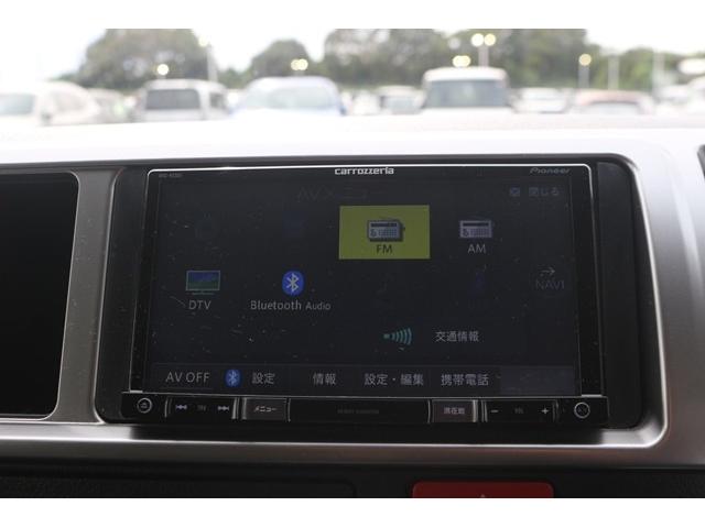 ハイエースワゴン グランドキャビン 禁煙車 トヨタセーフティセンス ナビ フルセグ バックカメラ 電動スライドドア 衝突軽減 LEDヘッドライト ETC 10人乗り Bluetooth DVD再生 レーンディパーチャーアラート ABS(5枚目)