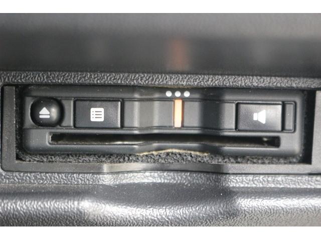 ハイエースワゴン グランドキャビン 禁煙車 トヨタセーフティセンス ナビ フルセグ バックカメラ 電動スライドドア 衝突軽減 LEDヘッドライト ETC 10人乗り Bluetooth DVD再生 レーンディパーチャーアラート ABS(6枚目)