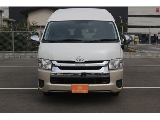 ハイエースワゴン グランドキャビン 禁煙車 トヨタセーフティセンス ナビ フルセグ バックカメラ 電動スライドドア 衝突軽減 LEDヘッドライト ETC 10人乗り Bluetooth DVD再生 レーンディパーチャーアラート ABS(8枚目)