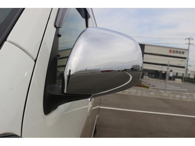 ハイエースワゴン グランドキャビン 禁煙車 トヨタセーフティセンス ナビ フルセグ バックカメラ 電動スライドドア 衝突軽減 LEDヘッドライト ETC 10人乗り Bluetooth DVD再生 レーンディパーチャーアラート ABS(14枚目)