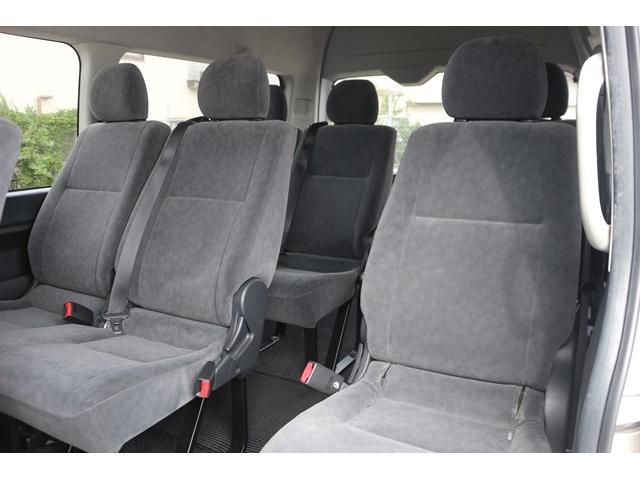 ハイエースワゴン グランドキャビン 禁煙車 トヨタセーフティセンス ナビ フルセグ バックカメラ 電動スライドドア 衝突軽減 LEDヘッドライト ETC 10人乗り Bluetooth DVD再生 レーンディパーチャーアラート ABS(21枚目)