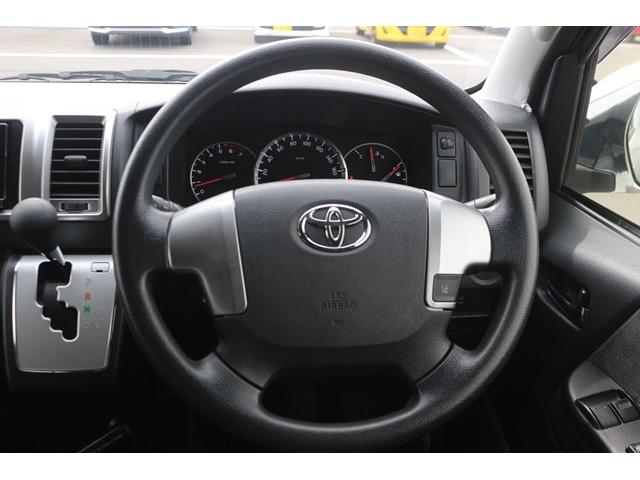 ハイエースワゴン グランドキャビン 禁煙車 トヨタセーフティセンス ナビ フルセグ バックカメラ 電動スライドドア 衝突軽減 LEDヘッドライト ETC 10人乗り Bluetooth DVD再生 レーンディパーチャーアラート ABS(22枚目)