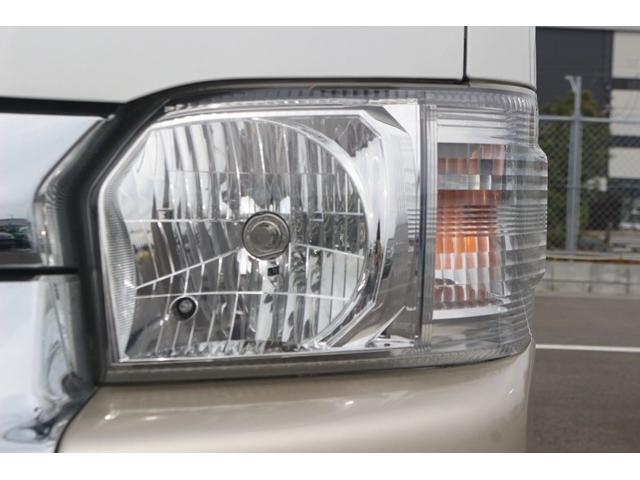 ハイエースワゴン グランドキャビン 禁煙車 トヨタセーフティセンス ナビ フルセグ バックカメラ 電動スライドドア 衝突軽減 LEDヘッドライト ETC 10人乗り Bluetooth DVD再生 レーンディパーチャーアラート ABS(30枚目)