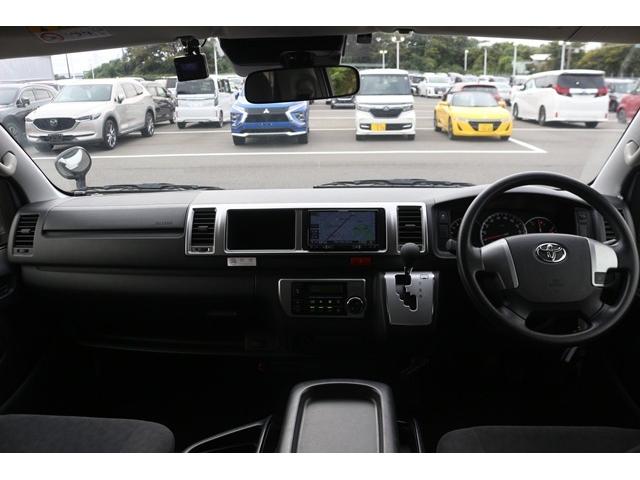 ハイエースワゴン グランドキャビン 禁煙車 トヨタセーフティセンス ナビ フルセグ バックカメラ 電動スライドドア 衝突軽減 LEDヘッドライト ETC 10人乗り Bluetooth DVD再生 レーンディパーチャーアラート ABS(43枚目)
