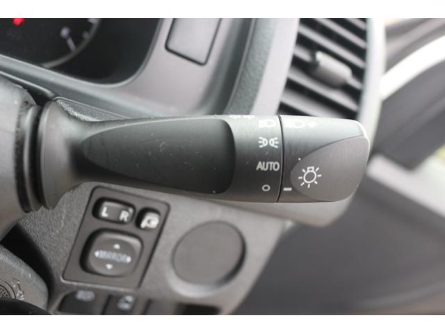 ハイエースワゴン グランドキャビン 禁煙車 トヨタセーフティセンス ナビ フルセグ バックカメラ 電動スライドドア 衝突軽減 LEDヘッドライト ETC 10人乗り Bluetooth DVD再生 レーンディパーチャーアラート ABS(48枚目)