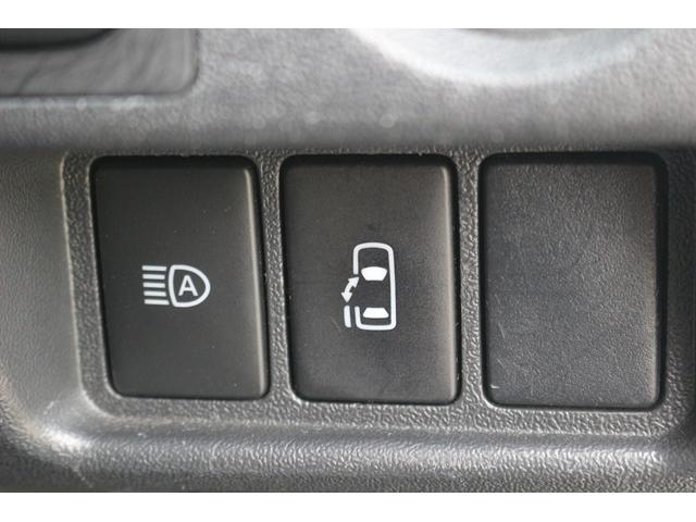 ハイエースワゴン グランドキャビン 禁煙車 トヨタセーフティセンス ナビ フルセグ バックカメラ 電動スライドドア 衝突軽減 LEDヘッドライト ETC 10人乗り Bluetooth DVD再生 レーンディパーチャーアラート ABS(52枚目)