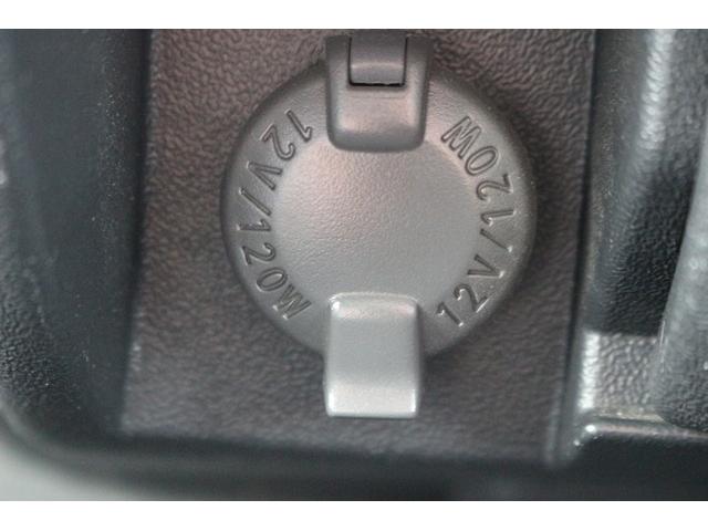 ハイエースワゴン グランドキャビン 禁煙車 トヨタセーフティセンス ナビ フルセグ バックカメラ 電動スライドドア 衝突軽減 LEDヘッドライト ETC 10人乗り Bluetooth DVD再生 レーンディパーチャーアラート ABS(62枚目)