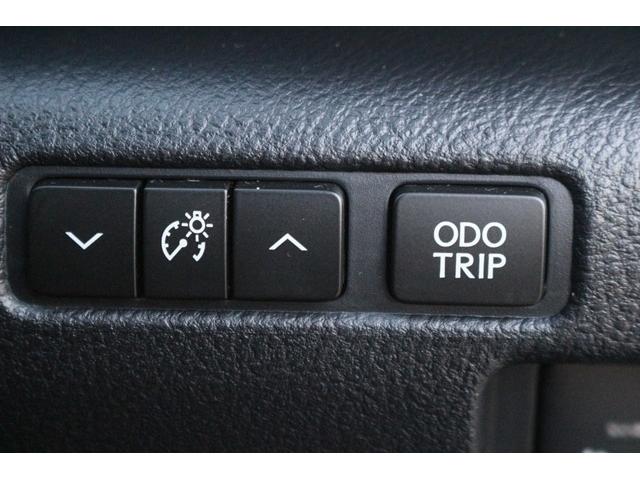 RC RC300h Fスポーツ 禁煙車 サンルーフ OP角型3眼LEDヘッドライト 赤革シート メーカーナビ フルセグ バックカメラ ベンチレーション シートヒーター ブラインドスポットモニター レ-ダ-クル-ズコントロ-ル ETC(6枚目)