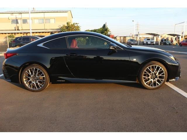 RC RC300h Fスポーツ 禁煙車 サンルーフ OP角型3眼LEDヘッドライト 赤革シート メーカーナビ フルセグ バックカメラ ベンチレーション シートヒーター ブラインドスポットモニター レ-ダ-クル-ズコントロ-ル ETC(10枚目)