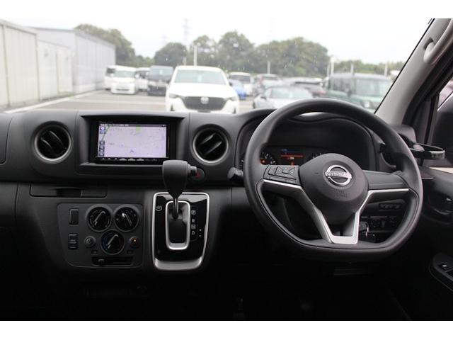 ＮＶ３５０キャラバンバン 　禁煙車　ワンオーナー　ナビ　フルセグ　アラウンドビューモニター　ＥＴＣ　エマ－ジェンシ－ブレ－キ　Ｂｌｕｅｔｏｏｔｈ　デジタルインナーミラー　バックカメラ　両側スライドドア　マニュアルモ－ドＡＴ（18枚目）