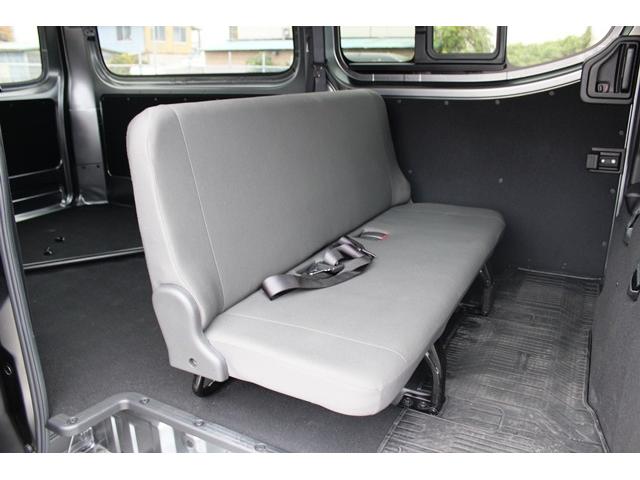 ＮＶ３５０キャラバンバン 　禁煙車　ワンオーナー　ナビ　フルセグ　アラウンドビューモニター　ＥＴＣ　エマ－ジェンシ－ブレ－キ　Ｂｌｕｅｔｏｏｔｈ　デジタルインナーミラー　バックカメラ　両側スライドドア　マニュアルモ－ドＡＴ（37枚目）