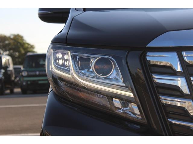 アルファードハイブリッド SR Cパッケージ 禁煙車 モデリスタエアロ 後席モニター アルパイン11型ナビ フルセグ バックカメラ 両側電動スライドドア 衝突軽減ブレーキ LEDヘッドライト ETC 純正17AW プッシュスタート i-stop(20枚目)