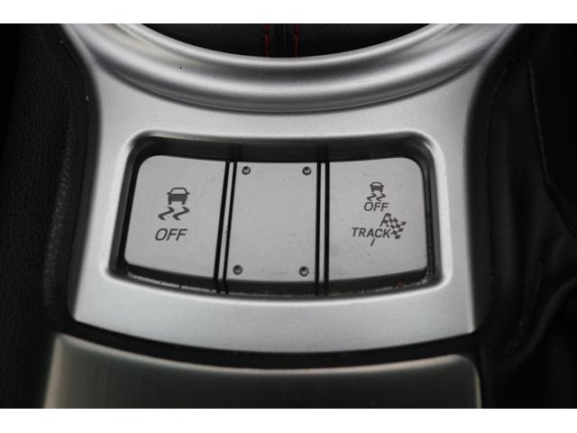 86 GTリミテッド 6MT F・Sモデリスタエアロ TRDリアエアロ TRDマフラ- モデリスタ18AW 社外フェンダ-フィン カロッツェリアナビ バックカメラ フルセグ ハーフレザ-シート ETC クル-ズコントロ-ル(7枚目)