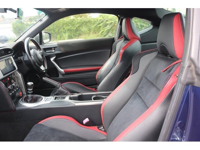 86 GTリミテッド 6MT F・Sモデリスタエアロ TRDリアエアロ TRDマフラ- モデリスタ18AW 社外フェンダ-フィン カロッツェリアナビ バックカメラ フルセグ ハーフレザ-シート ETC クル-ズコントロ-ル(14枚目)