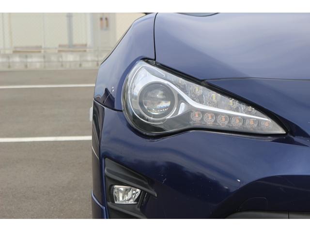 86 GTリミテッド 6MT F・Sモデリスタエアロ TRDリアエアロ TRDマフラ- モデリスタ18AW 社外フェンダ-フィン カロッツェリアナビ バックカメラ フルセグ ハーフレザ-シート ETC クル-ズコントロ-ル(17枚目)