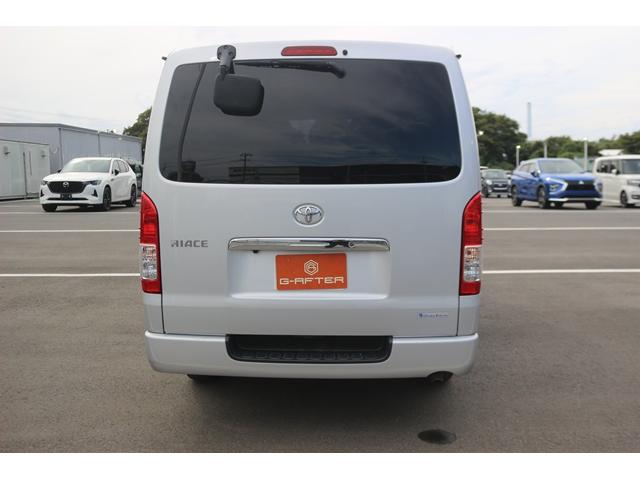 ハイエースバン DX GLパッケージ 純正ナビ フルセグ バックカメラ 衝突軽減ブレーキ Bluetooth接続 トヨタセーフティセンス リアクーラー ヒーター オートハイビーム ETC キーレス 片側スライドドア マニュアルモード付AT(13枚目)