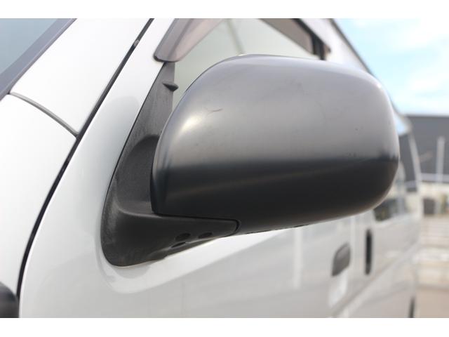 ハイエースバン DX GLパッケージ 純正ナビ フルセグ バックカメラ 衝突軽減ブレーキ Bluetooth接続 トヨタセーフティセンス リアクーラー ヒーター オートハイビーム ETC キーレス 片側スライドドア マニュアルモード付AT(23枚目)