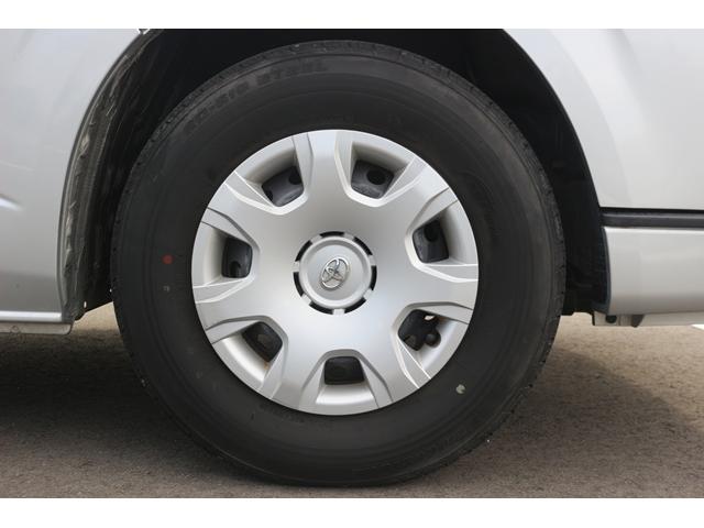 ハイエースバン DX GLパッケージ 純正ナビ フルセグ バックカメラ 衝突軽減ブレーキ Bluetooth接続 トヨタセーフティセンス リアクーラー ヒーター オートハイビーム ETC キーレス 片側スライドドア マニュアルモード付AT(25枚目)