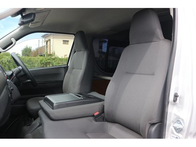 ハイエースバン DX GLパッケージ 純正ナビ フルセグ バックカメラ 衝突軽減ブレーキ Bluetooth接続 トヨタセーフティセンス リアクーラー ヒーター オートハイビーム ETC キーレス 片側スライドドア マニュアルモード付AT(40枚目)