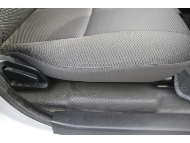 ハイエースバン DX GLパッケージ 純正ナビ フルセグ バックカメラ 衝突軽減ブレーキ Bluetooth接続 トヨタセーフティセンス リアクーラー ヒーター オートハイビーム ETC キーレス 片側スライドドア マニュアルモード付AT(55枚目)