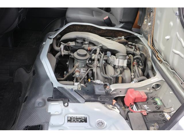 ハイエースバン DX GLパッケージ 純正ナビ フルセグ バックカメラ 衝突軽減ブレーキ Bluetooth接続 トヨタセーフティセンス リアクーラー ヒーター オートハイビーム ETC キーレス 片側スライドドア マニュアルモード付AT(69枚目)