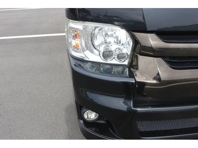 ハイエースワゴン ＧＬ　禁煙車　片側電動スライド　ベッドキット　ファブレス１９ＡＷ　カロッツェリアディスプレイ　バックカメラ　後席モニター　スマートキー　シートカバー　ローダウン車　ＬＥＤヘッドライト　インパネＡＴ　１０人乗（15枚目）