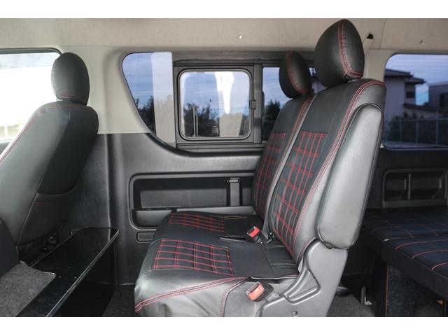 ハイエースワゴン ＧＬ　禁煙車　片側電動スライド　ベッドキット　ファブレス１９ＡＷ　カロッツェリアディスプレイ　バックカメラ　後席モニター　スマートキー　シートカバー　ローダウン車　ＬＥＤヘッドライト　インパネＡＴ　１０人乗（34枚目）