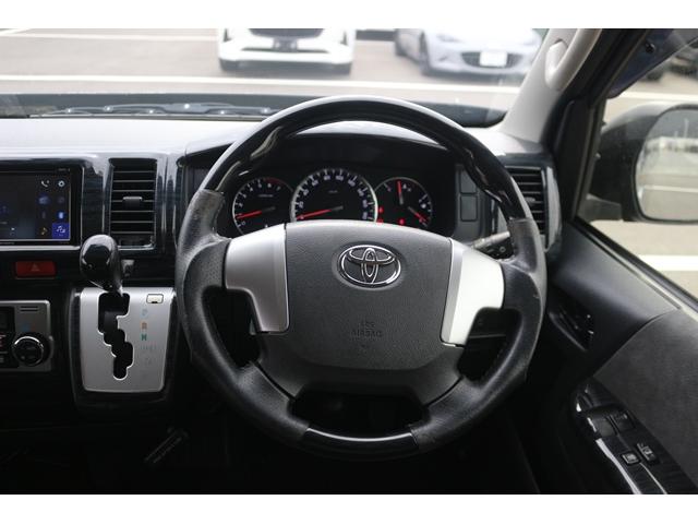 ハイエースワゴン ＧＬ　禁煙車　片側電動スライド　ベッドキット　ファブレス１９ＡＷ　カロッツェリアディスプレイ　バックカメラ　後席モニター　スマートキー　シートカバー　ローダウン車　ＬＥＤヘッドライト　インパネＡＴ　１０人乗（40枚目）
