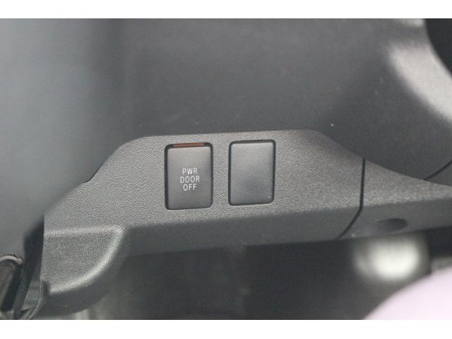 ハイエースワゴン ＧＬ　禁煙車　片側電動スライド　ベッドキット　ファブレス１９ＡＷ　カロッツェリアディスプレイ　バックカメラ　後席モニター　スマートキー　シートカバー　ローダウン車　ＬＥＤヘッドライト　インパネＡＴ　１０人乗（46枚目）