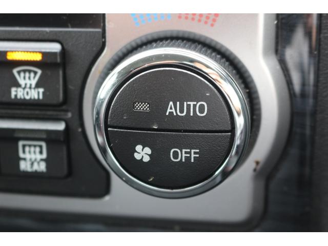 ハイエースワゴン ＧＬ　禁煙車　片側電動スライド　ベッドキット　ファブレス１９ＡＷ　カロッツェリアディスプレイ　バックカメラ　後席モニター　スマートキー　シートカバー　ローダウン車　ＬＥＤヘッドライト　インパネＡＴ　１０人乗（67枚目）